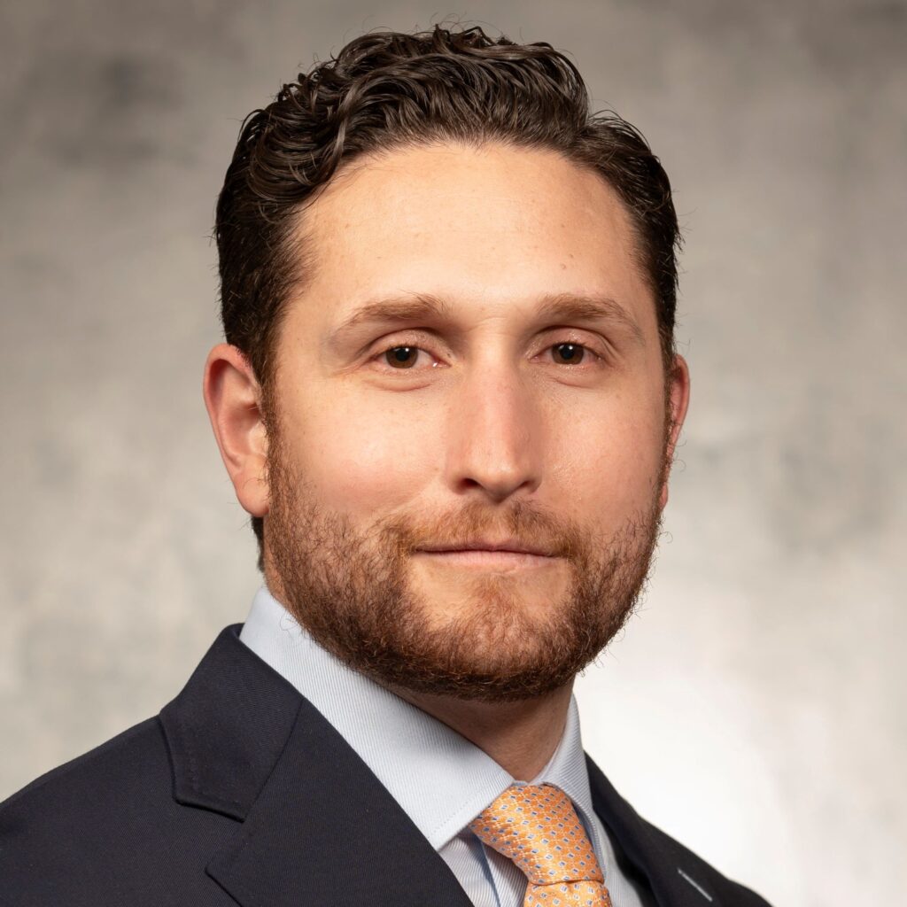 Headshot photo Francisco Ibarra