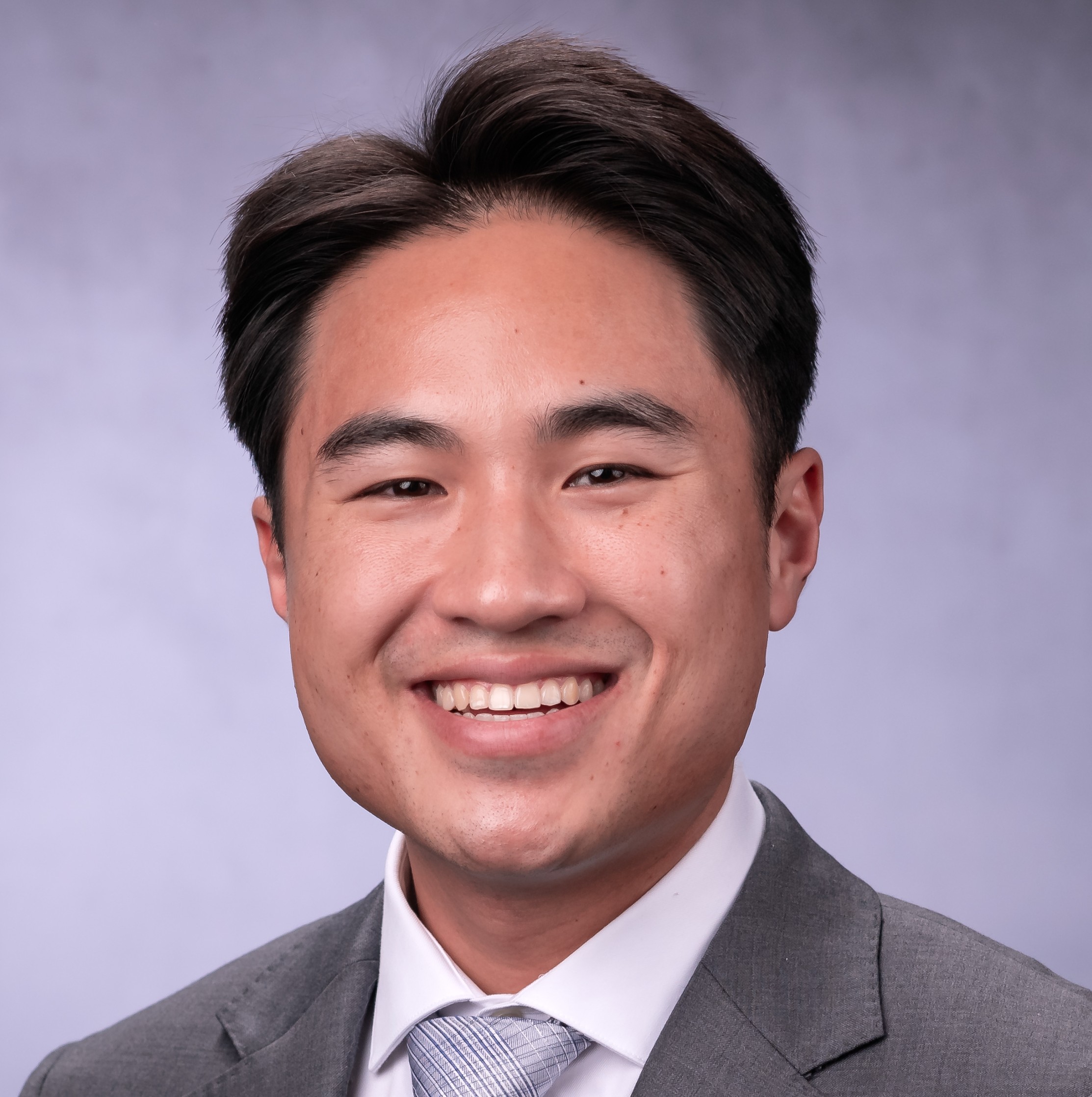 Portrait photo of Julius Vo, DO