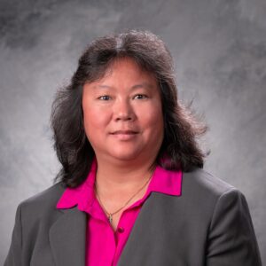 Headshot photo Lisa Chun